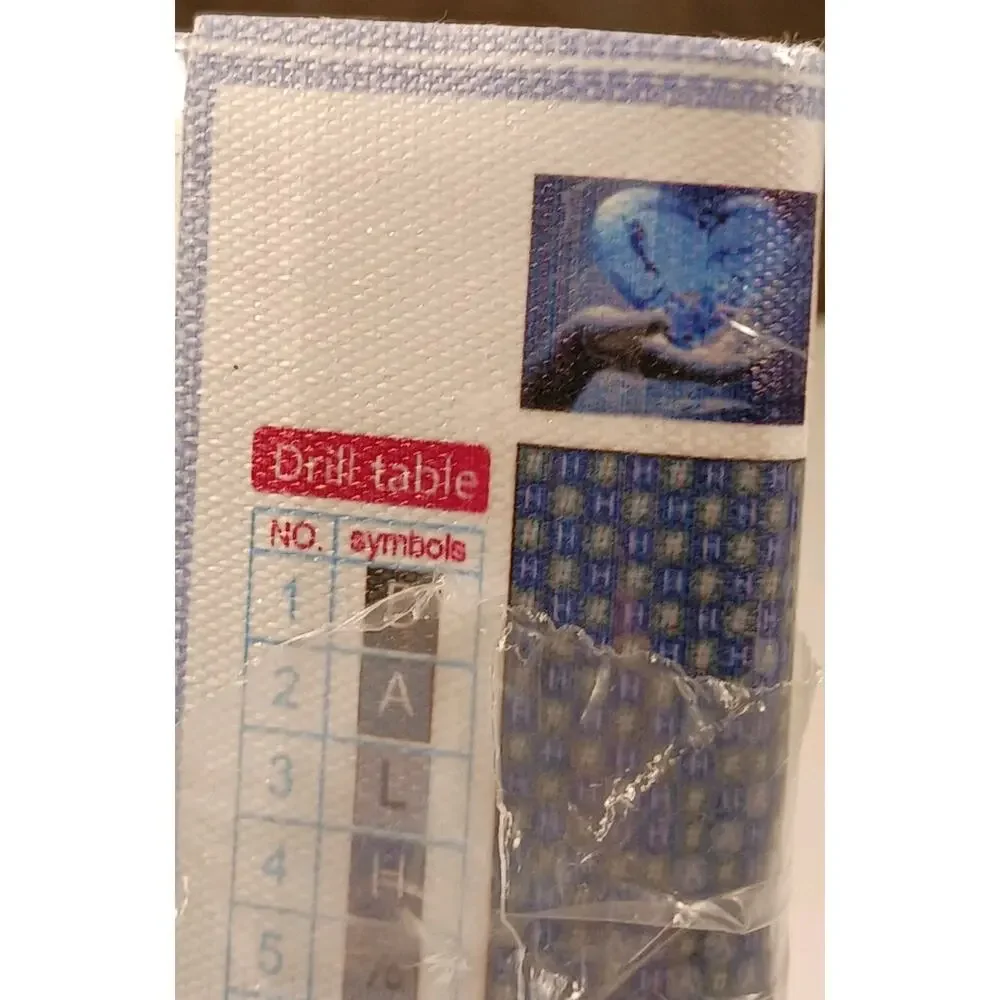 5D Diamond Painting Kit Glass Heart in Hand Full Round Drill 40cm x 30cm NEW
